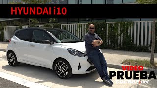 Hyundai i10  Prueba  Test  Review en español  cochesnet [upl. by Barnebas]