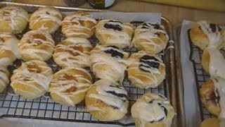 Kolaches Recipe Noreens Kitchen [upl. by Titus82]