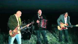 LOS AMOS  NO LOS OIGAS VIDEO OFFICIAL [upl. by Ainerol364]