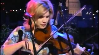 Alison Krauss amp Union Station — quotChoctaw Hayridequot — Live  2002 [upl. by Warfeld]