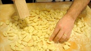 Come fare gli Gnocchi di Patate [upl. by Yrakaz]